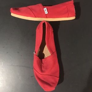 Toms classics red shoes - size W6.5